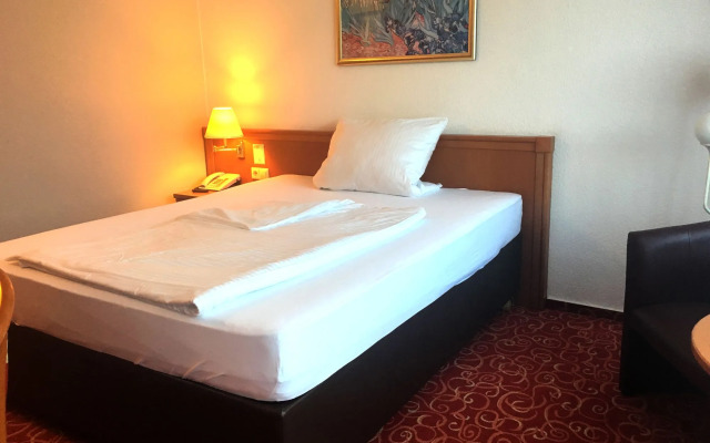 Caravelle Hotel im Park