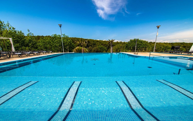 Premantura Resort - Hotel & Restaurant