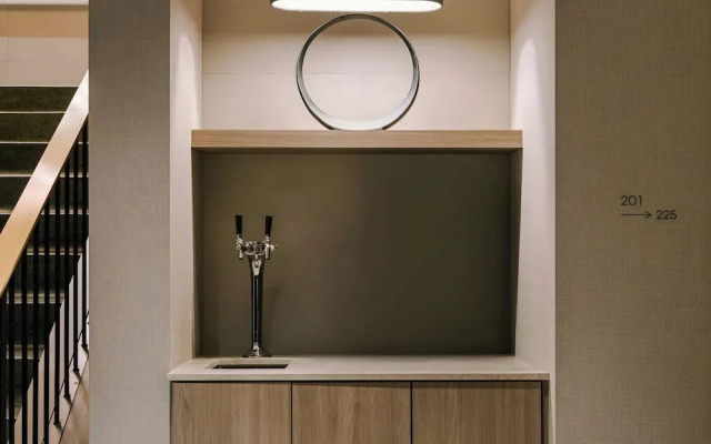 Sonder by Marriott Bonvoy Apollon Apartments Old Montreal