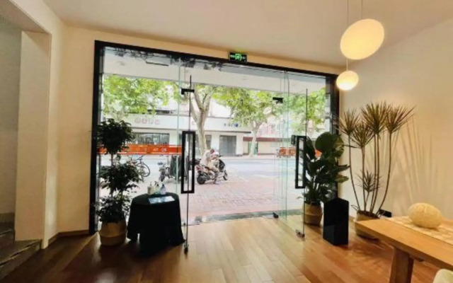 Songhua Business Hotel
