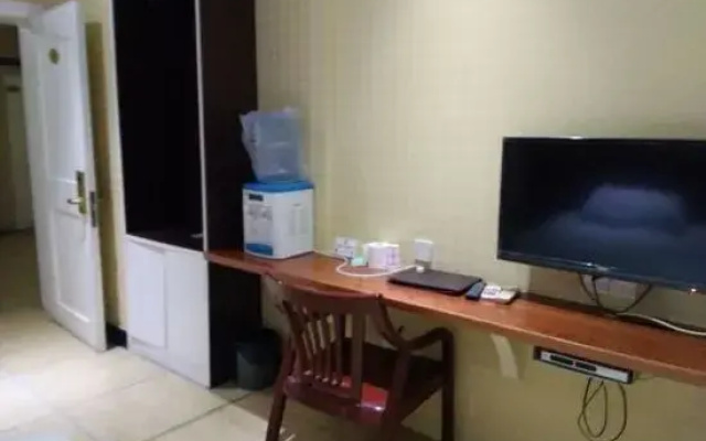 Taizhou Xianren Residence Hotel