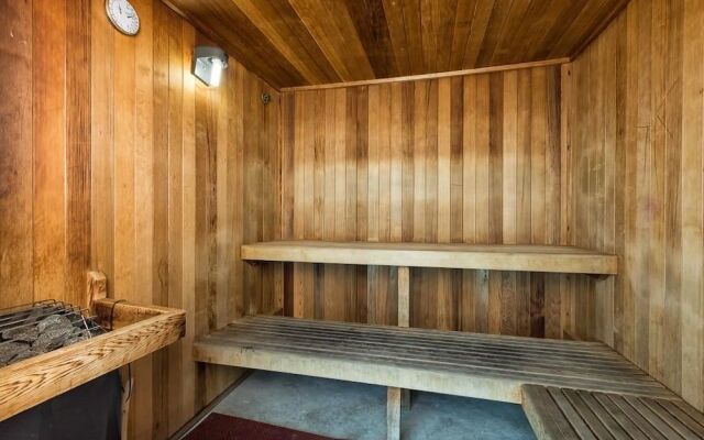 Island Tower Unit 503