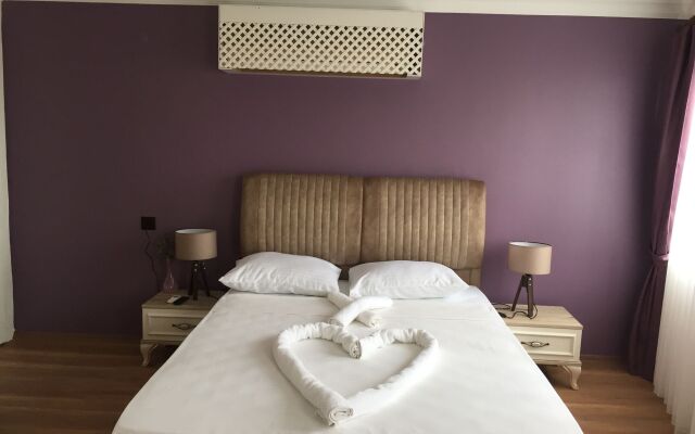 Cunda TheLara Otel