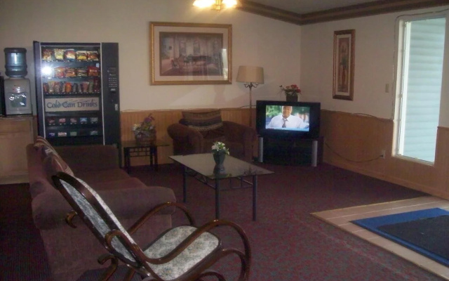 Atlanta Inn - Atlanta, IL
