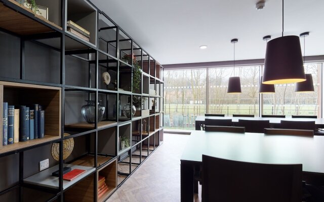 Gorgeous Studios - NEWCASTLE UNDER LYME
