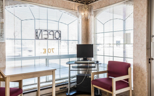 Econo Lodge Fallon Naval Air Station Area