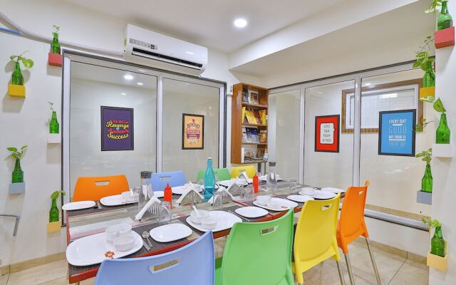 FabHotel Leo