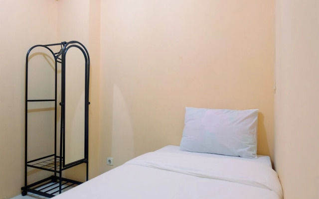 Homey 2Br Apartment At Kalibata City Residence