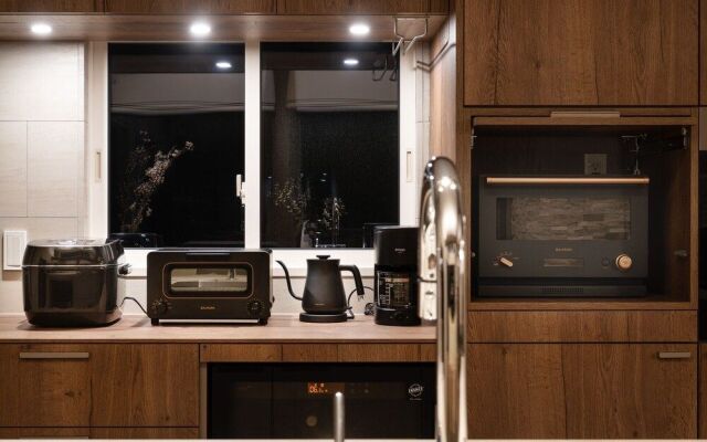 Silver Maple Chalet