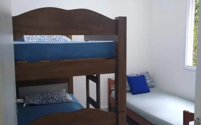 Ubatuba - Apartamento com Churrasqueira e Piscina