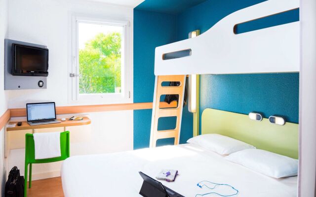 ibis budget Rennes Route de Saint Malo