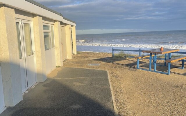 Stunning 8-bed Apartment in Bacton