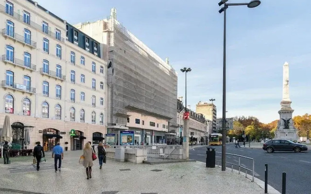 The Boulevard Prime Location W/ Ac & Elevator