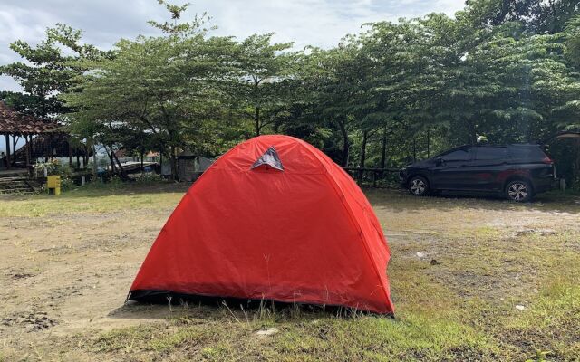 Camping Ground Bukit Tompak