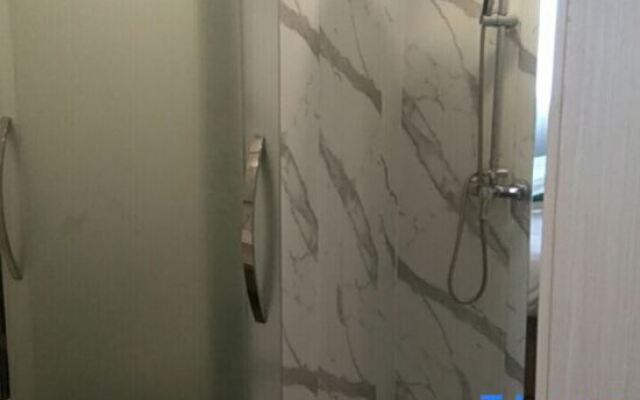 Yue Hai Jing Cheng Bo Yue Hotel