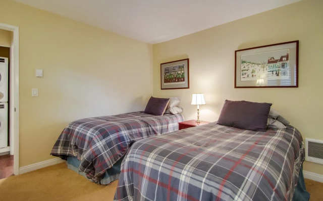 Gorgeous Ocean View Condo with Pool & Spa SURF9 by RedAwning