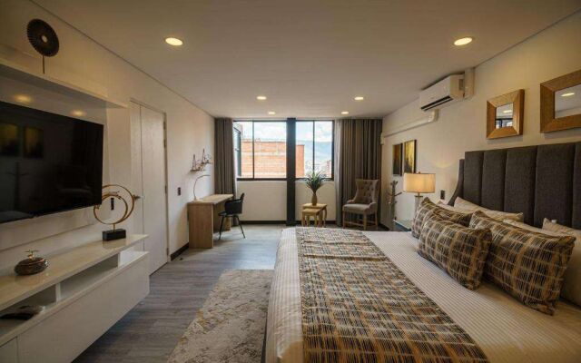 First Class Hotel