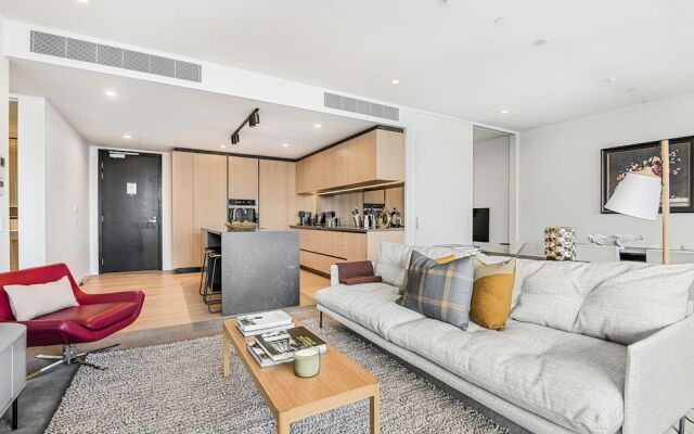 Chic contemporary in Wynyard Quarter