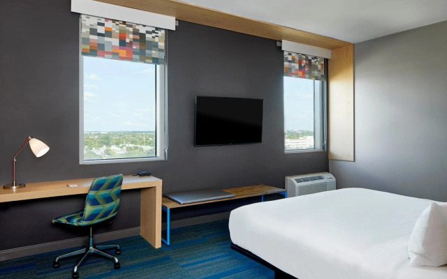 Aloft by Marriott Miami Aventura - Image 4