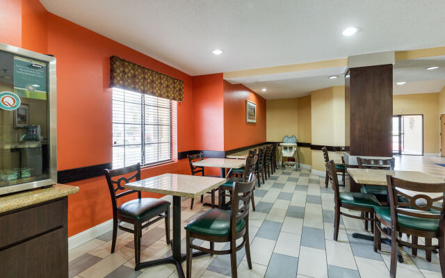 Quality Inn Baytown - Houston East