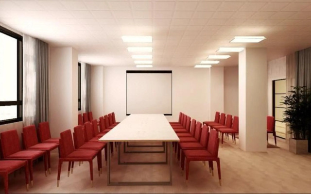 Heantang Select Hotel (Shenzhen Beibantian Metro Station)