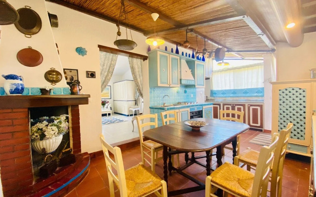 Villa Pavoncella Con Piscina