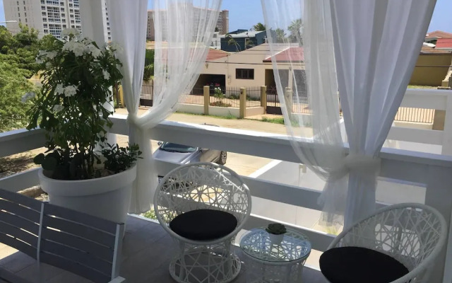 New Fantastic Apartment near Palm Beach