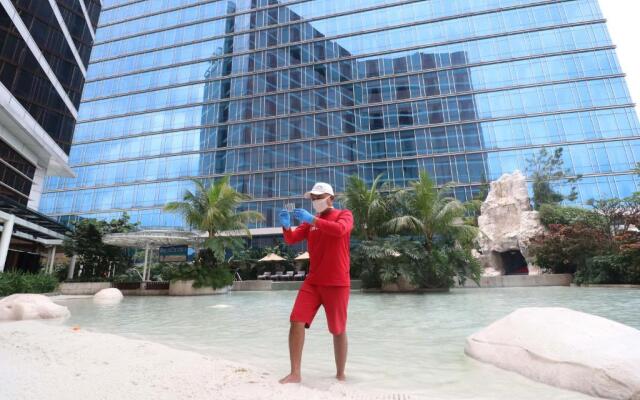 The Trans Luxury Hotel