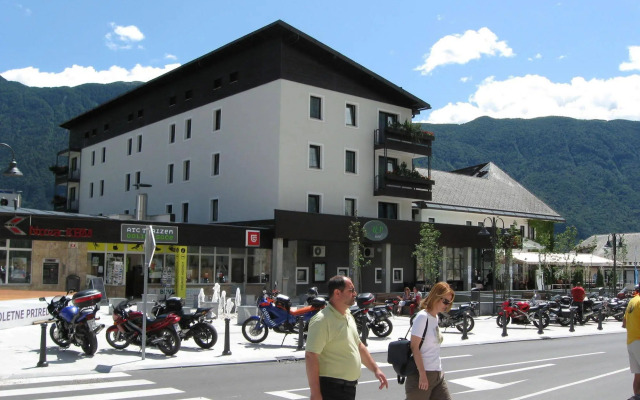 Alp Hotel