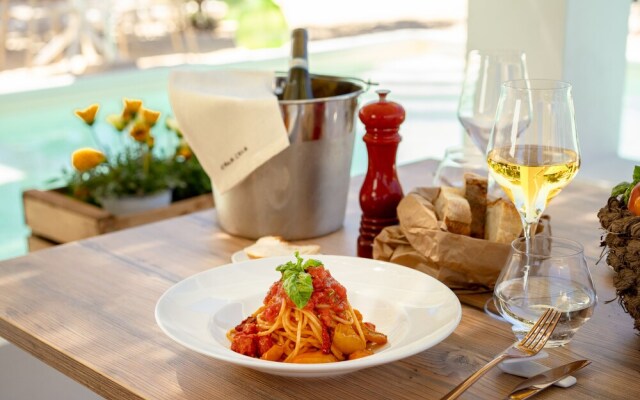 Calacala rooms, restaurant & farm experience