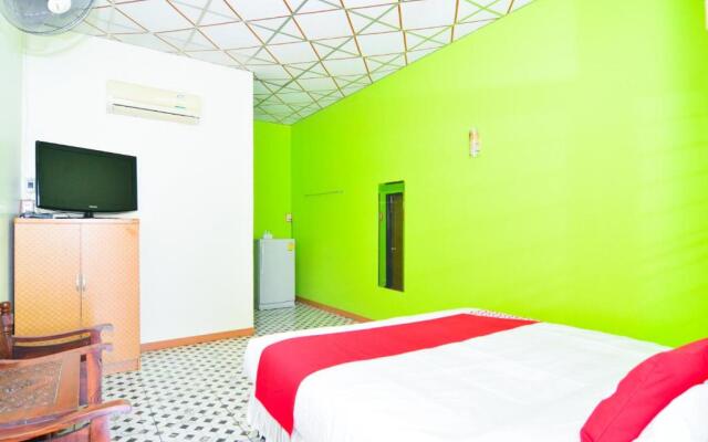 OYO 499 Pattaraporn Hotel