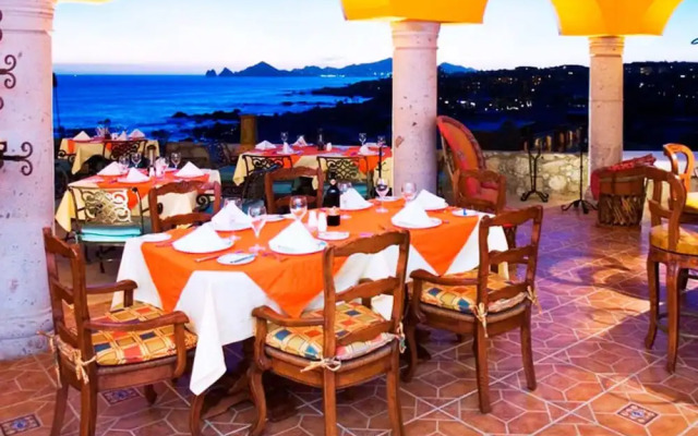 2 BD Family Suite at Cabo San Lucas