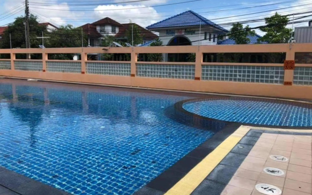 OYO 145 Pattaya Bed Boutique