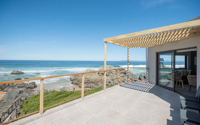 Picnic Rock Seaside Accommodation