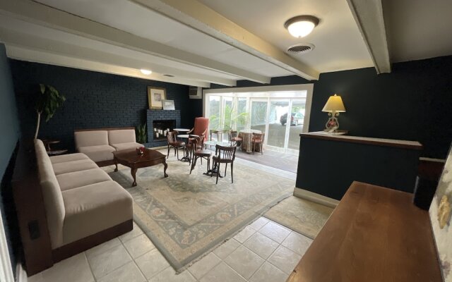 The Crystal River Inn