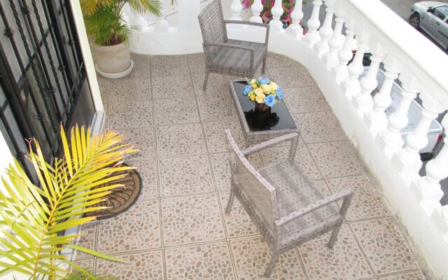 Mayan Sun Bed and Breakfast
