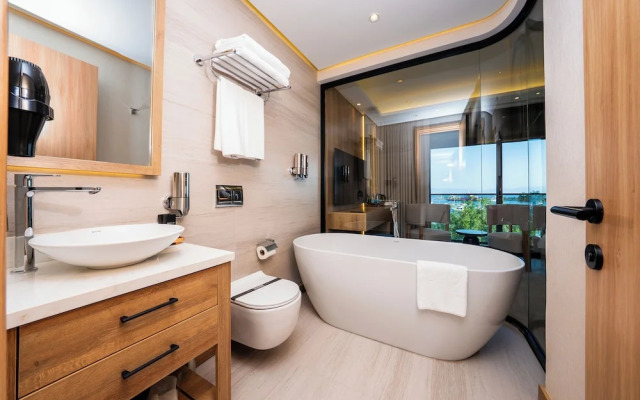 Premier Lounge Hotel