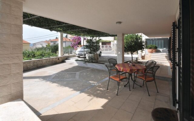 Awesome Home in Trogir With Wifi and 4 Bedrooms