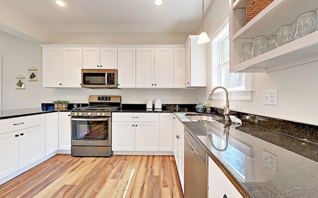 24 Arundel - 2 Br Home