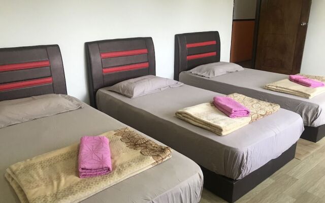 OYO 89781 Hotel Medina 2