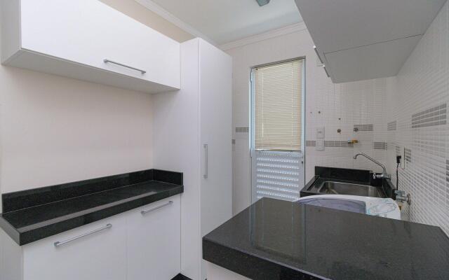Aluguel Cobertura 4 suítes Vista Mar Jacuzzi Bombas SC