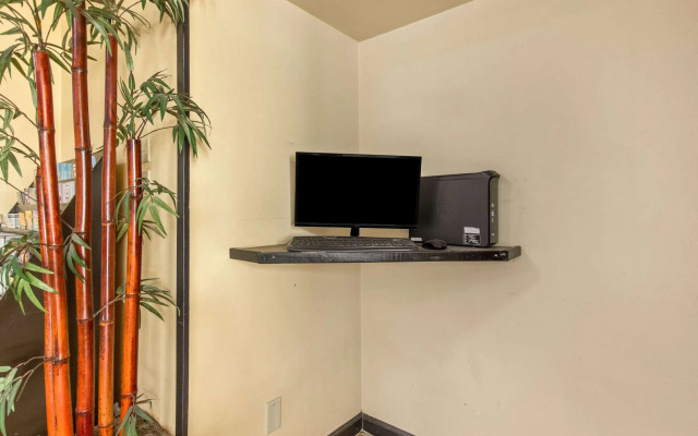 Econo Lodge Fort Knox