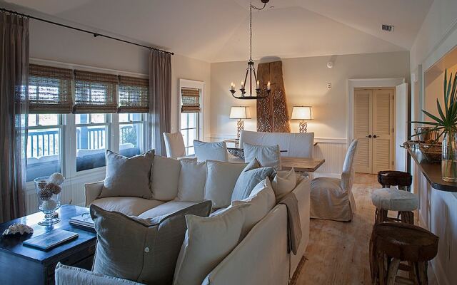 Beachy Bungalow by Exclusive 30A