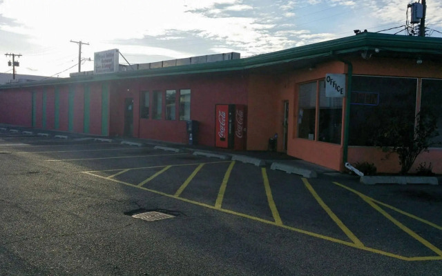 Tahitian Motor Inn