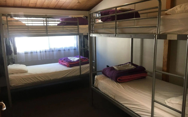 Sunflower Lodge
