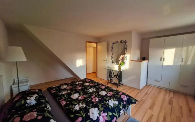 Sweet House and Apartment