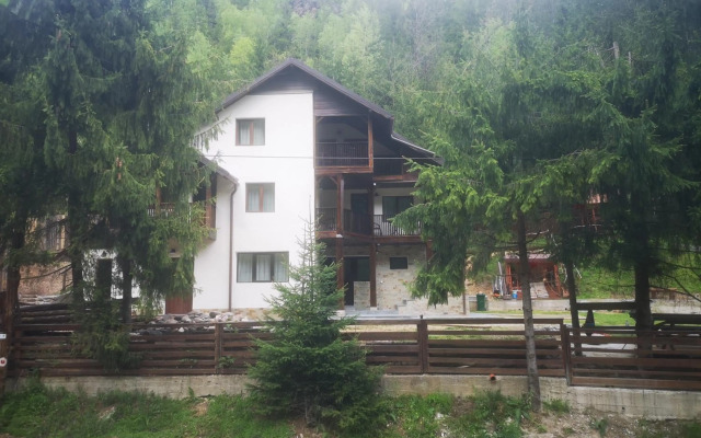 Pensiunea Cheile Albacului