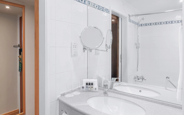 Holiday Inn Kensington Forum