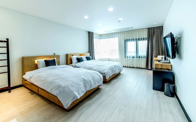 Jeju Nine Boutique Hotel
