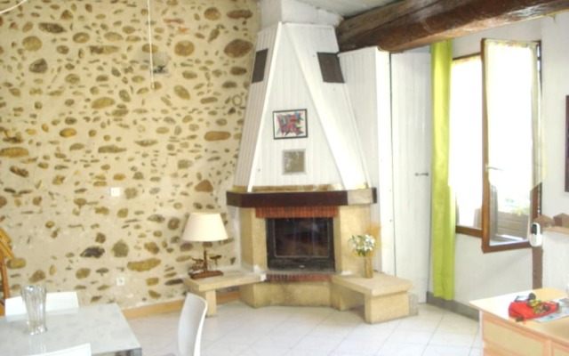 House With one Bedroom in Ille-sur-têt, With Wonderful City View